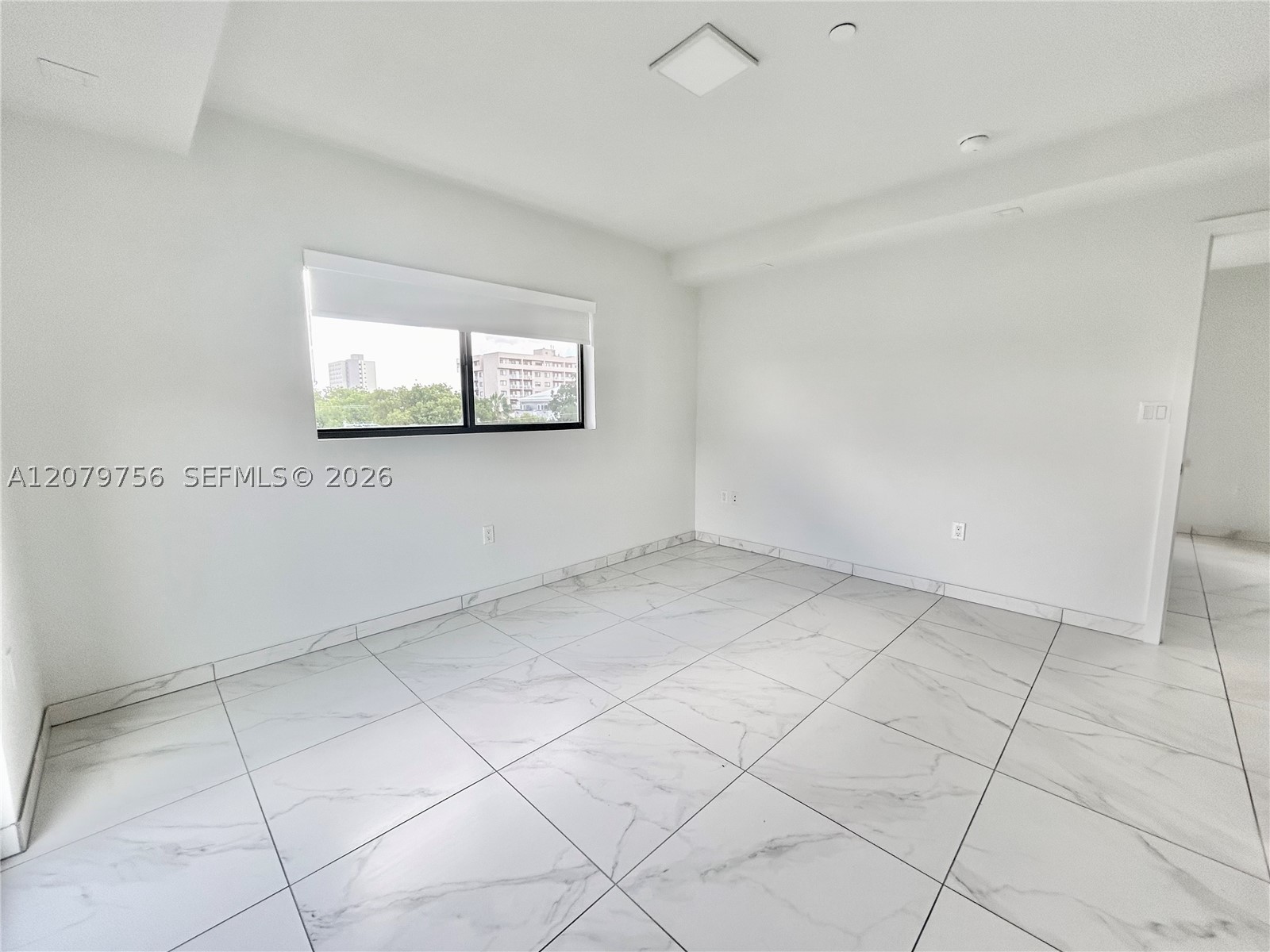 836 SW 2nd St #401, Miami FL 33130
