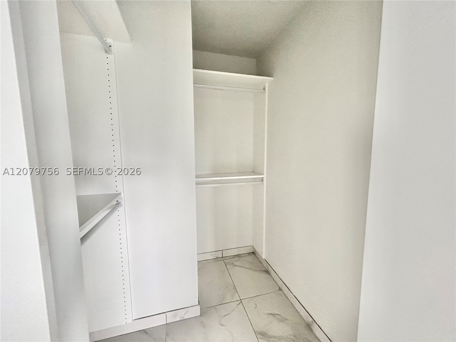 836 SW 2nd St #401, Miami FL 33130