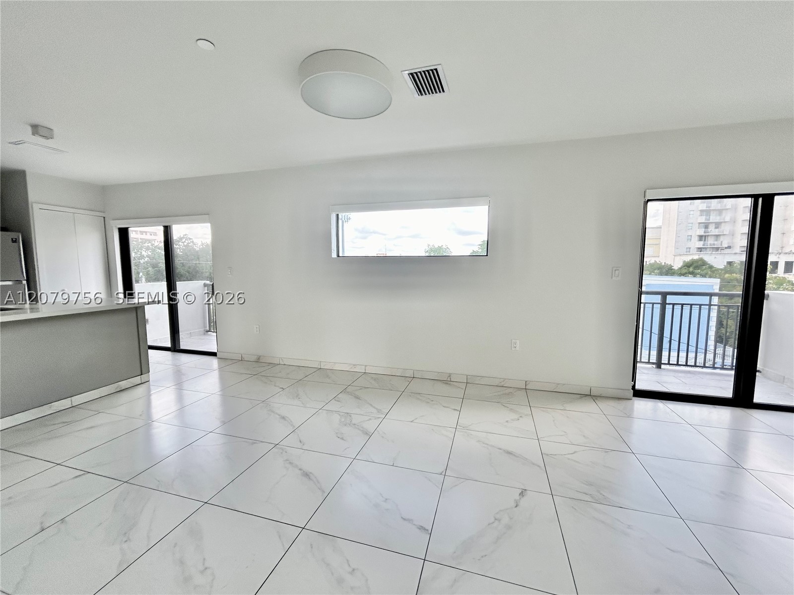 836 SW 2nd St #401, Miami FL 33130