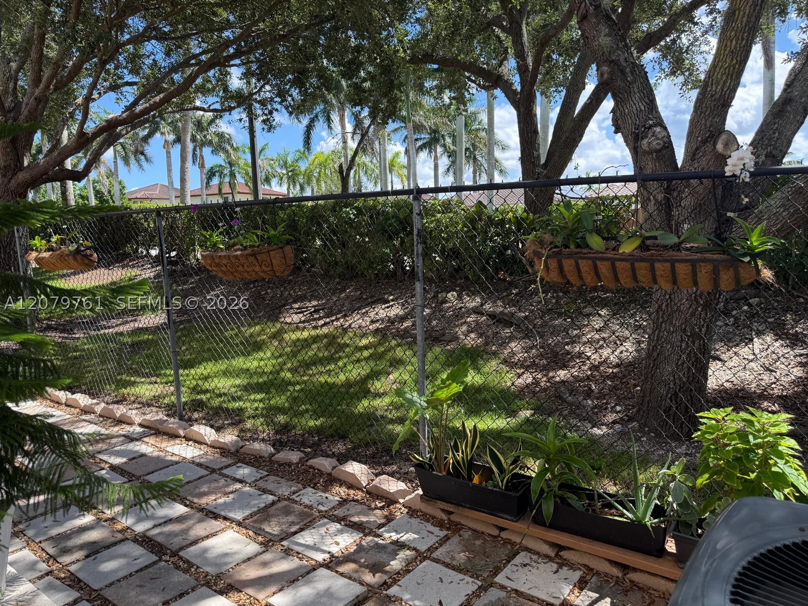 2650 NE 3rd Dr #104, Homestead FL 33033