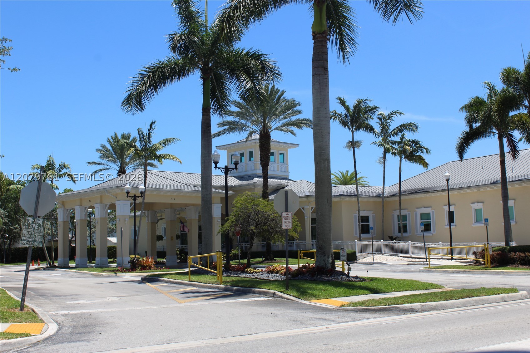 2650 NE 3rd Dr #104, Homestead FL 33033