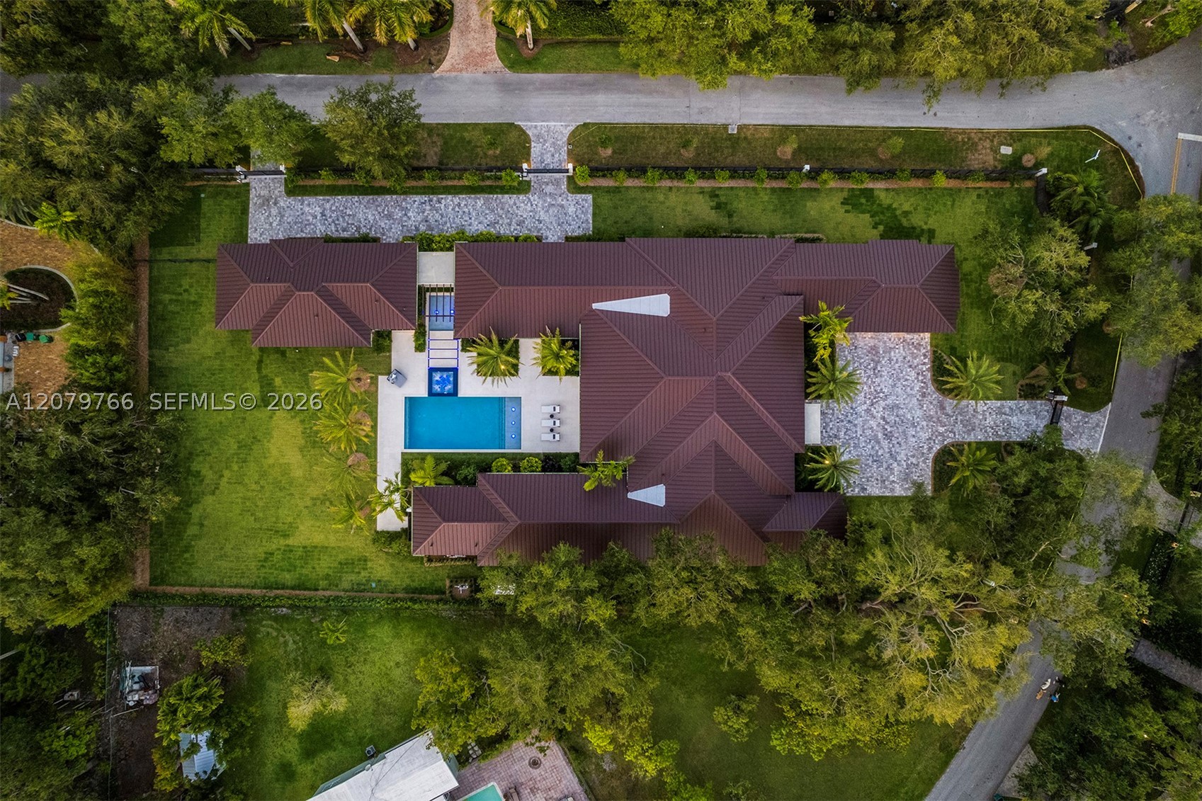 10860 SW 67th Ct, Pinecrest FL 33156
