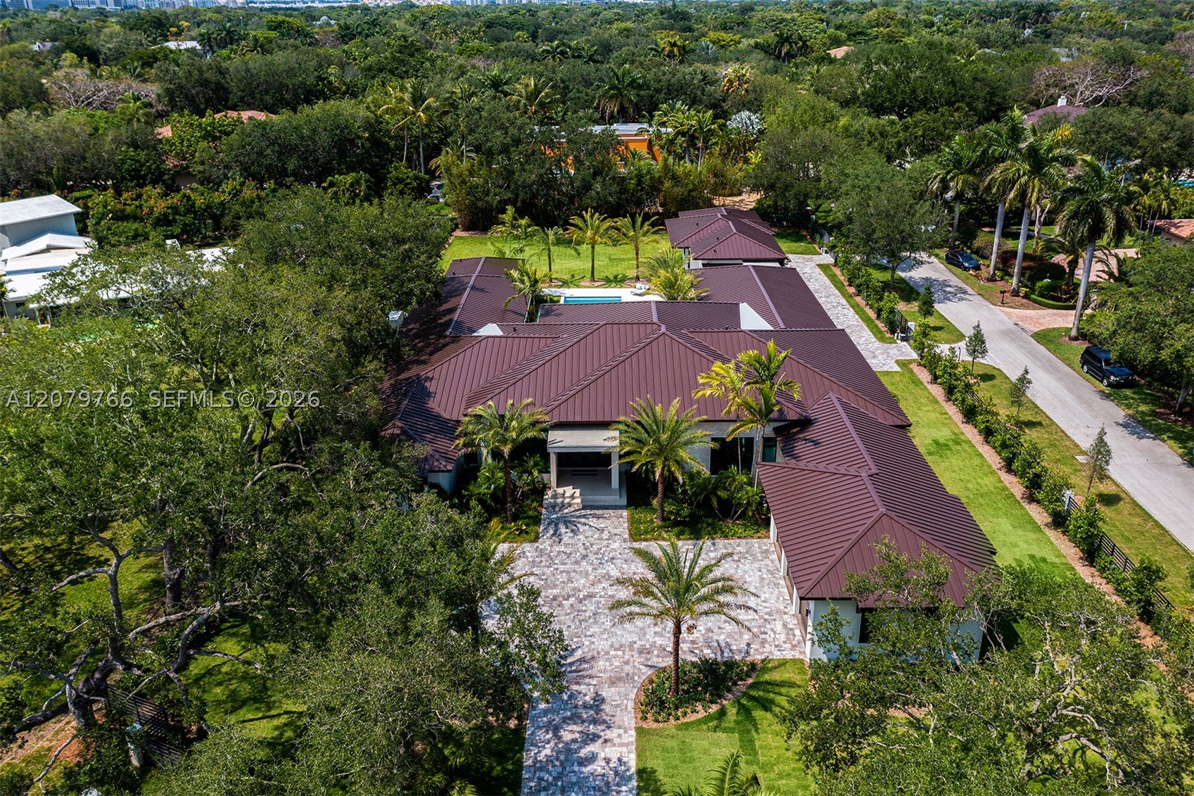 10860 SW 67th Ct, Pinecrest FL 33156