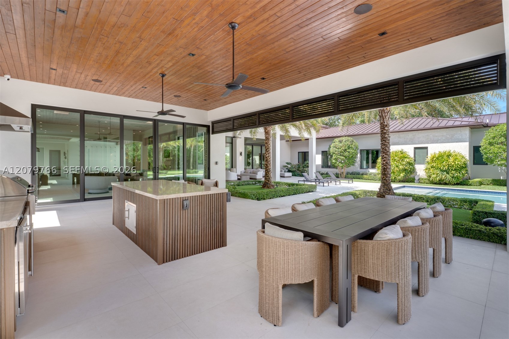 10860 SW 67th Ct, Pinecrest FL 33156