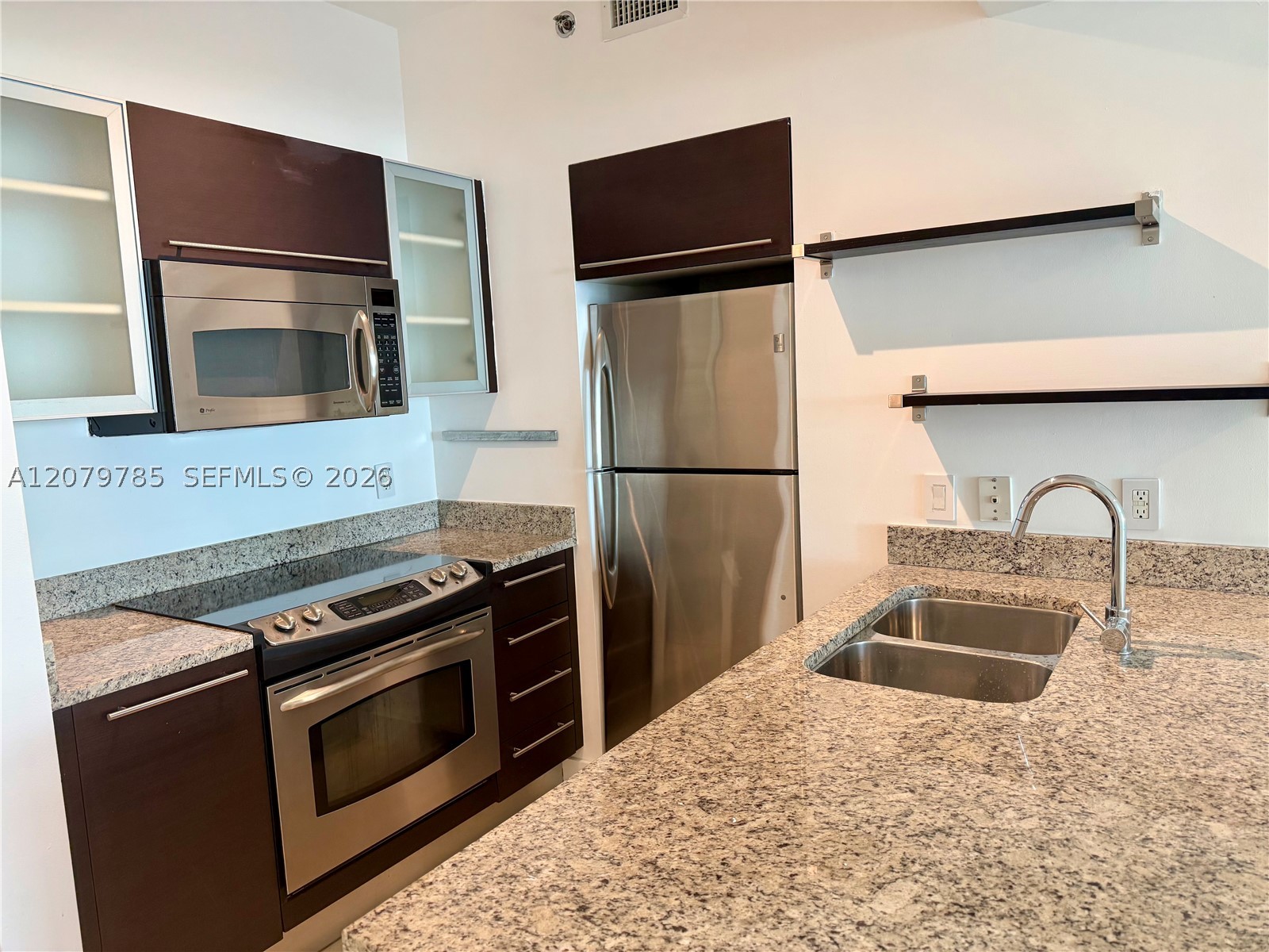950 Brickell Bay Dr #601, Miami FL 33131