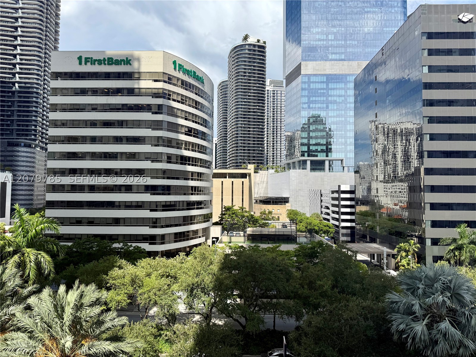 950 Brickell Bay Dr #601, Miami FL 33131