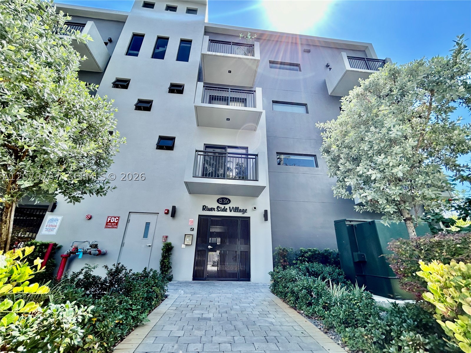 836 SW 2nd St #404, Miami FL 33130