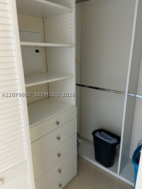 325 S Biscayne Blvd #2914, Miami FL 33131