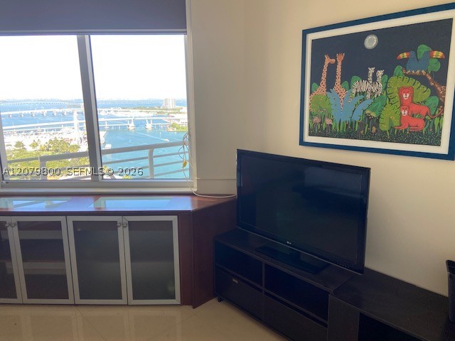 325 S Biscayne Blvd #2914, Miami FL 33131