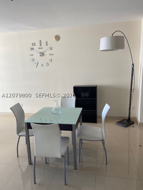 325 S Biscayne Blvd #2914, Miami FL 33131