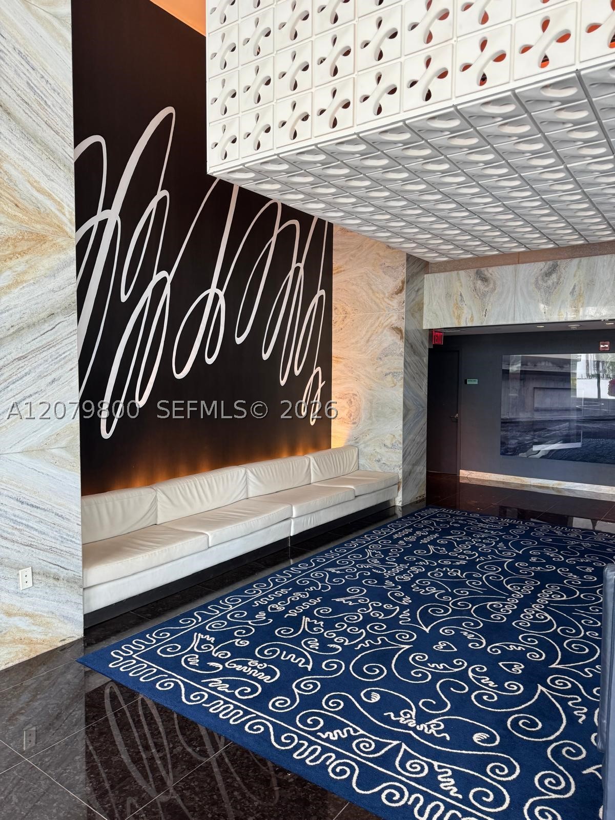 325 S Biscayne Blvd #2914, Miami FL 33131