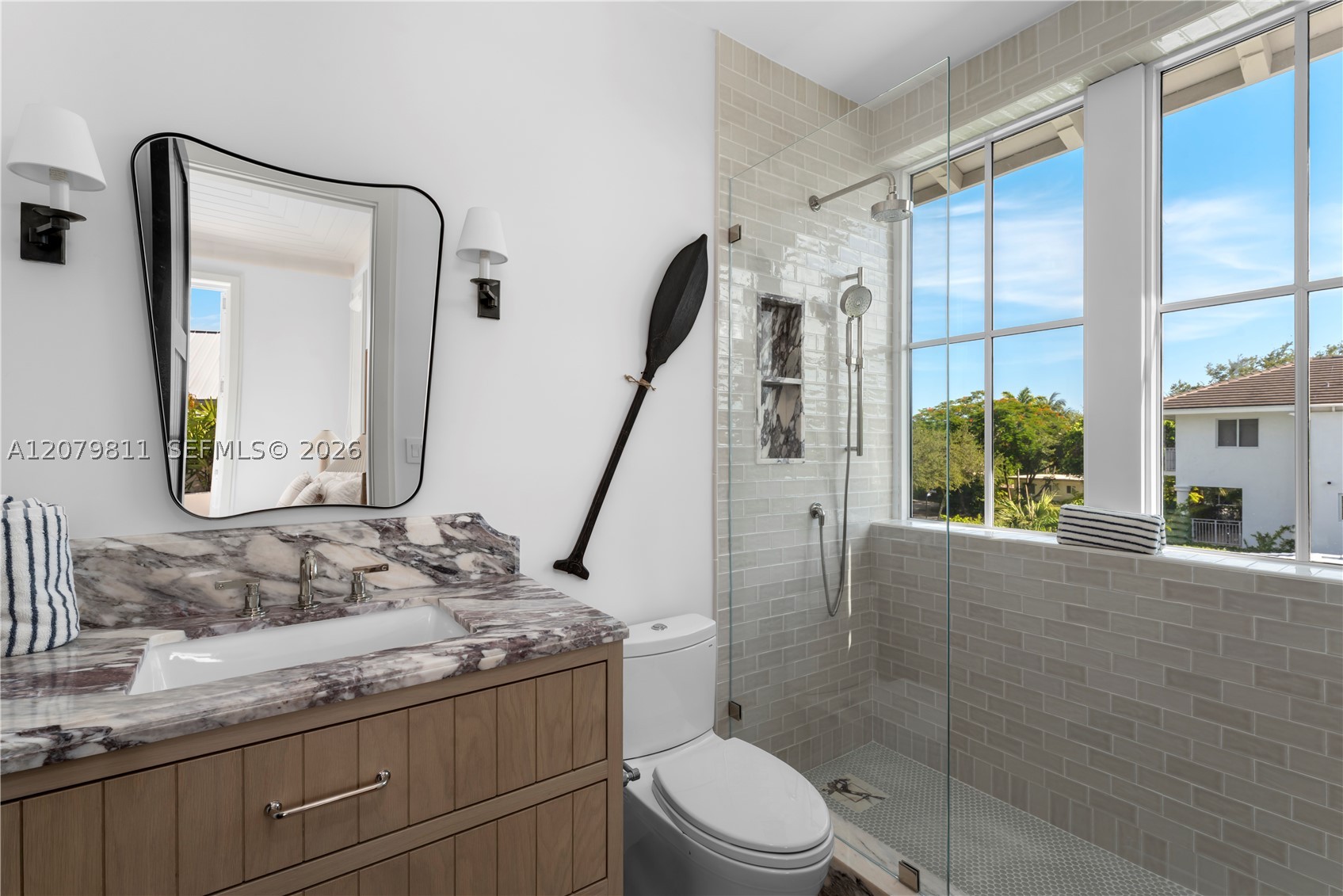 544 Warren Ln, Key Biscayne FL 33149