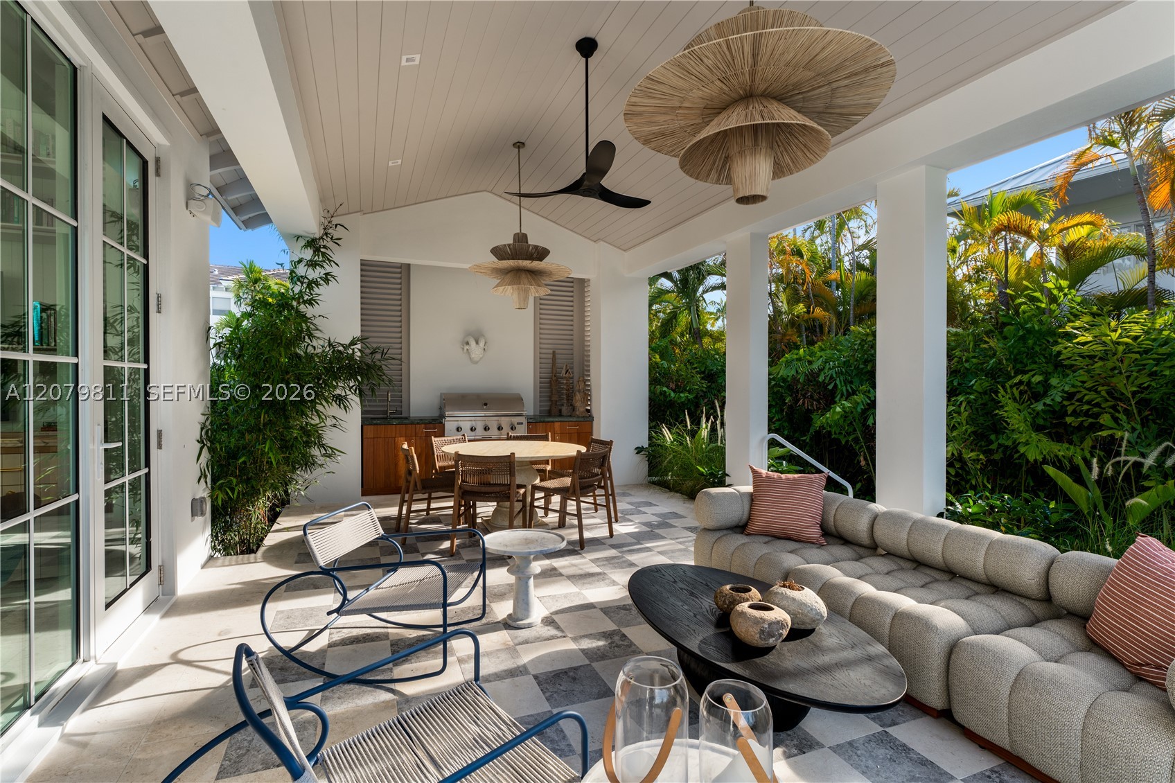 544 Warren Ln, Key Biscayne FL 33149