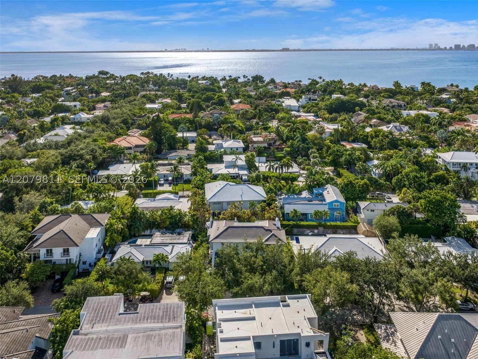 544 Warren Ln, Key Biscayne FL 33149