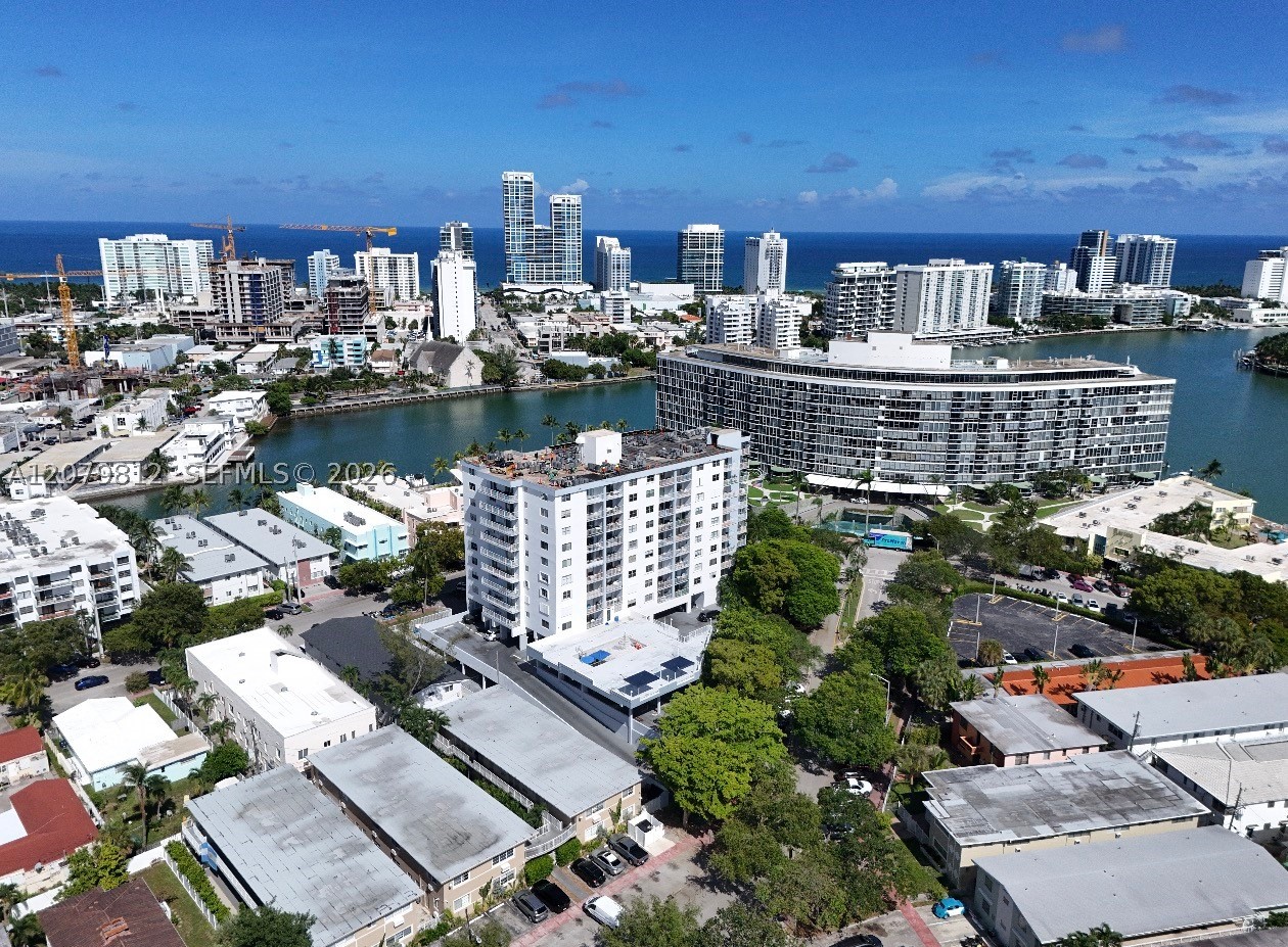 6900 E Bay Dr #9L, Miami Beach FL 33141
