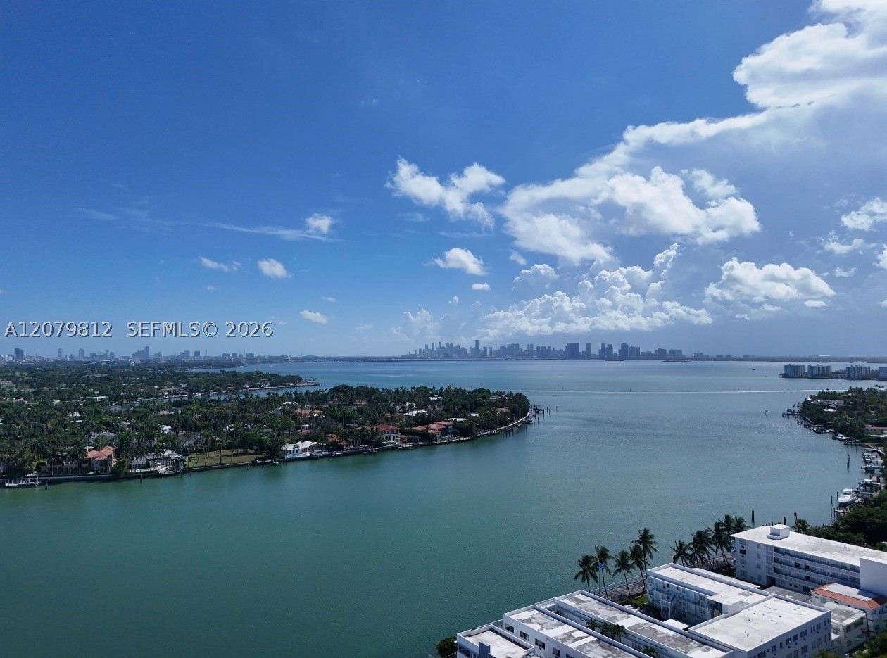 6900 E Bay Dr #9L, Miami Beach FL 33141