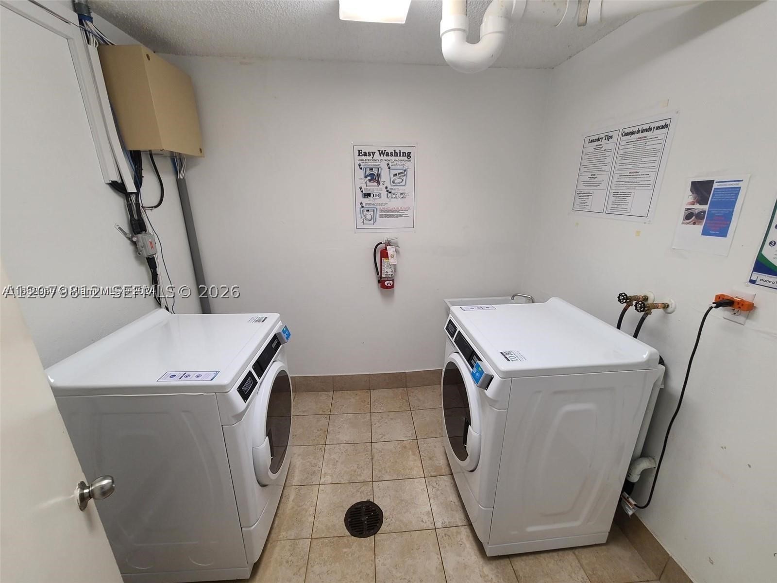 6900 E Bay Dr #9L, Miami Beach FL 33141