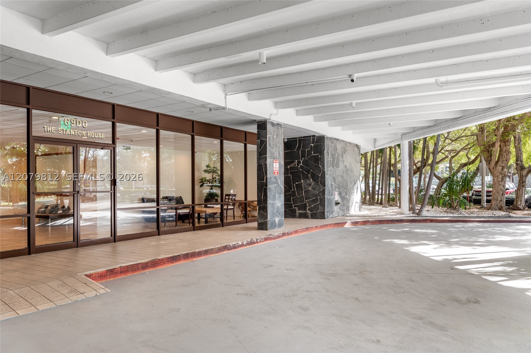 6900 E Bay Dr #9L, Miami Beach FL 33141
