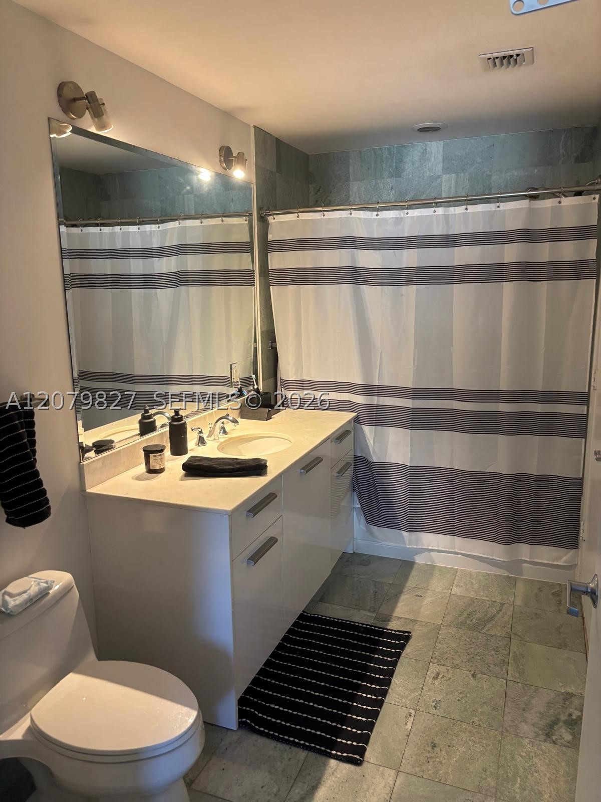 1050 Brickell Ave #2008, Miami FL 33131