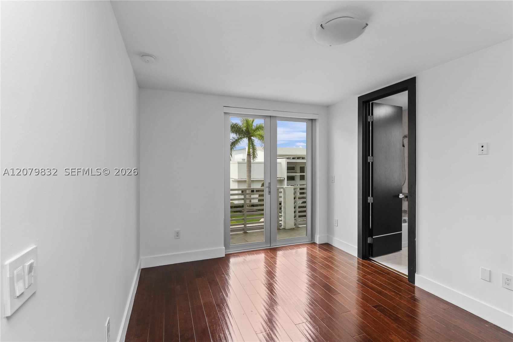 8249 NW 34th Dr, Doral FL 33122