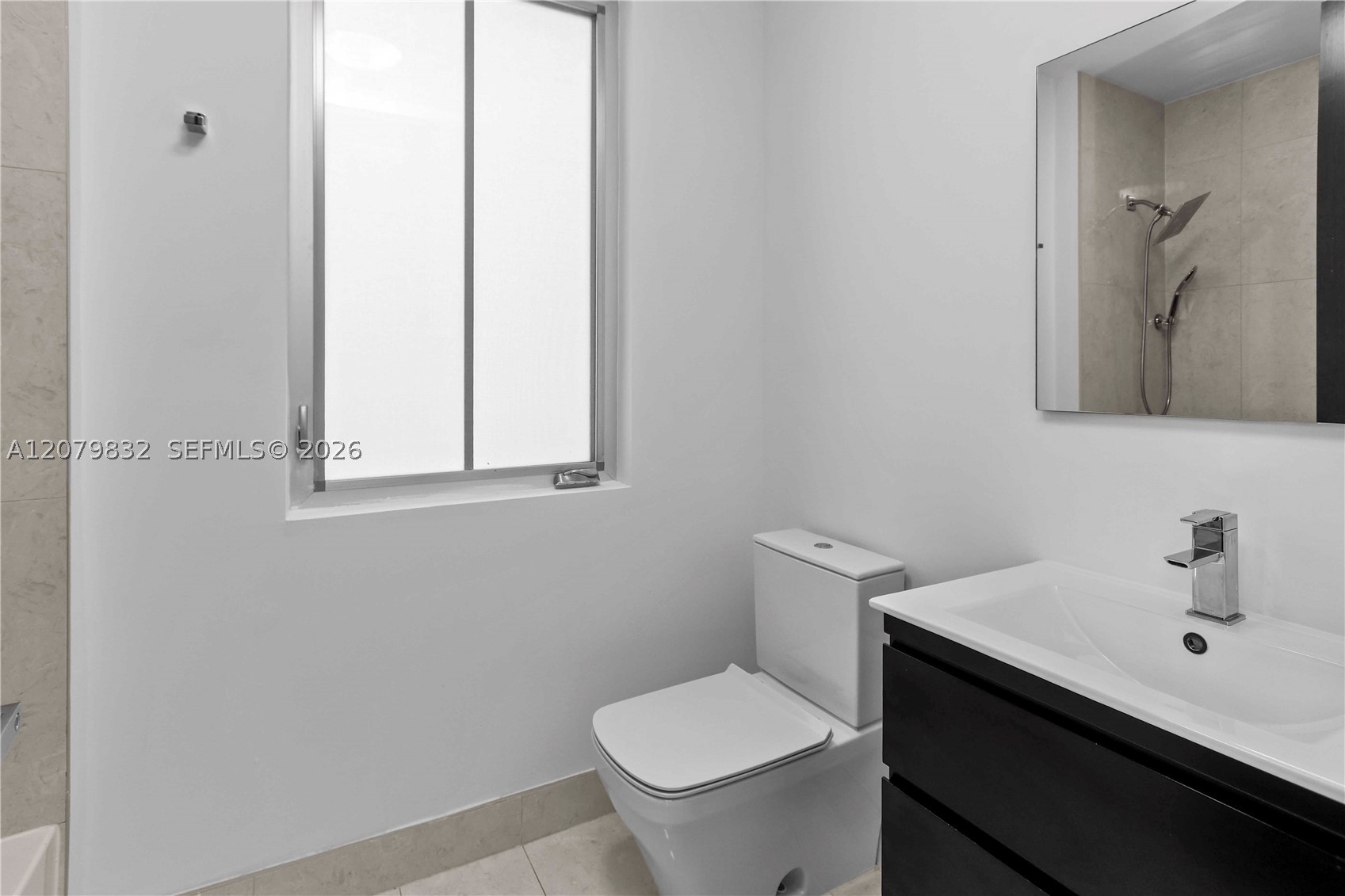 8249 NW 34th Dr, Doral FL 33122