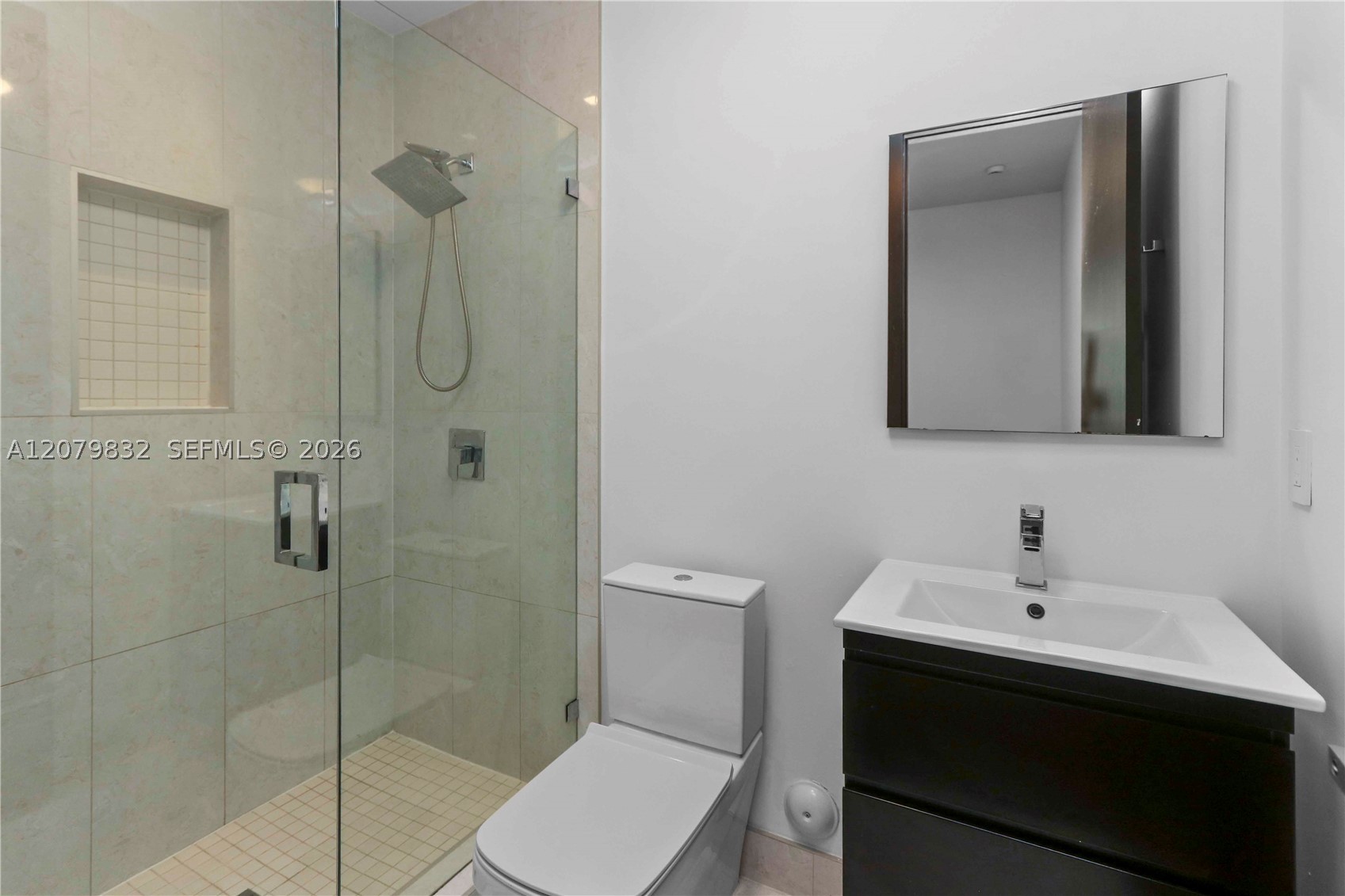 8249 NW 34th Dr, Doral FL 33122