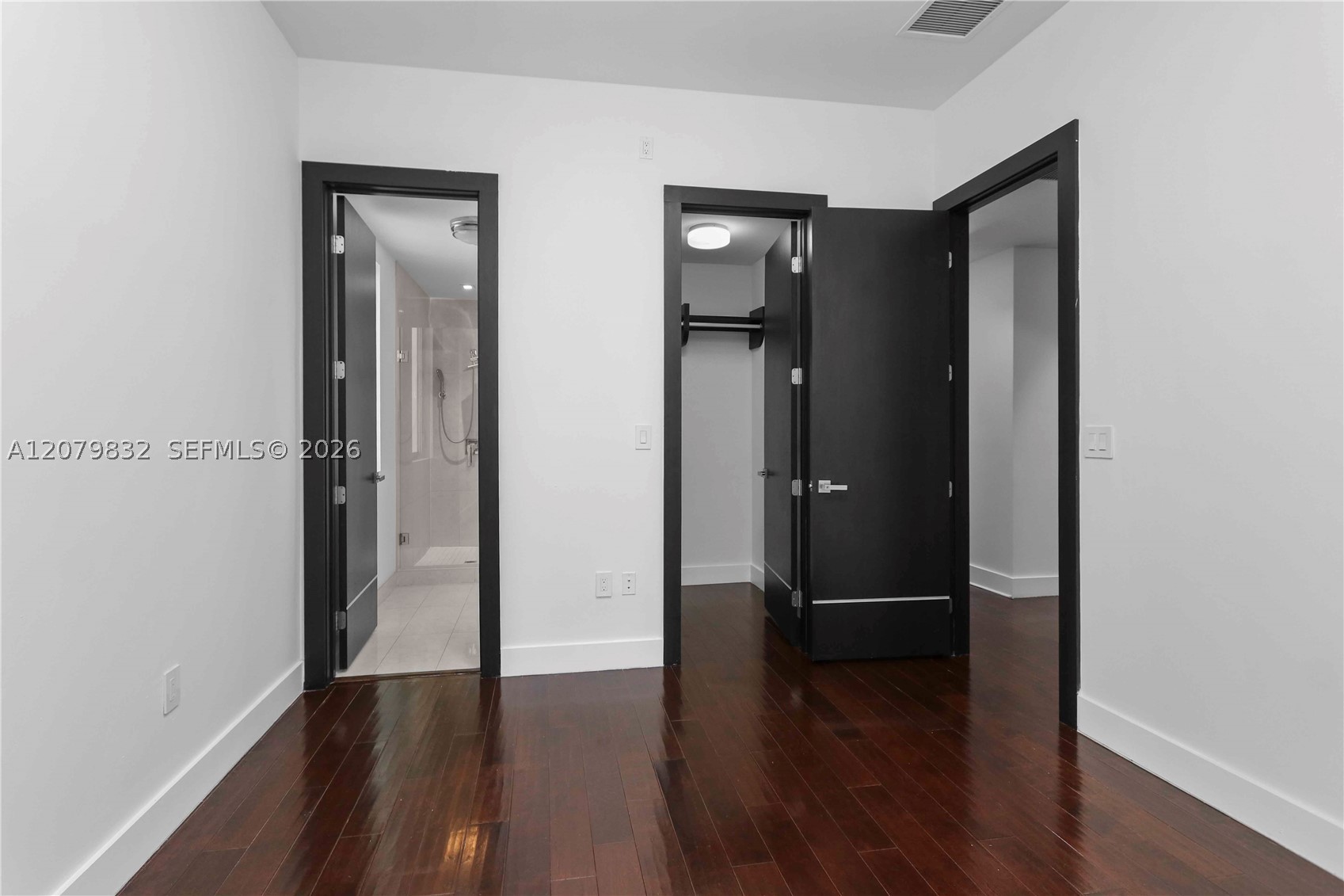 8249 NW 34th Dr, Doral FL 33122