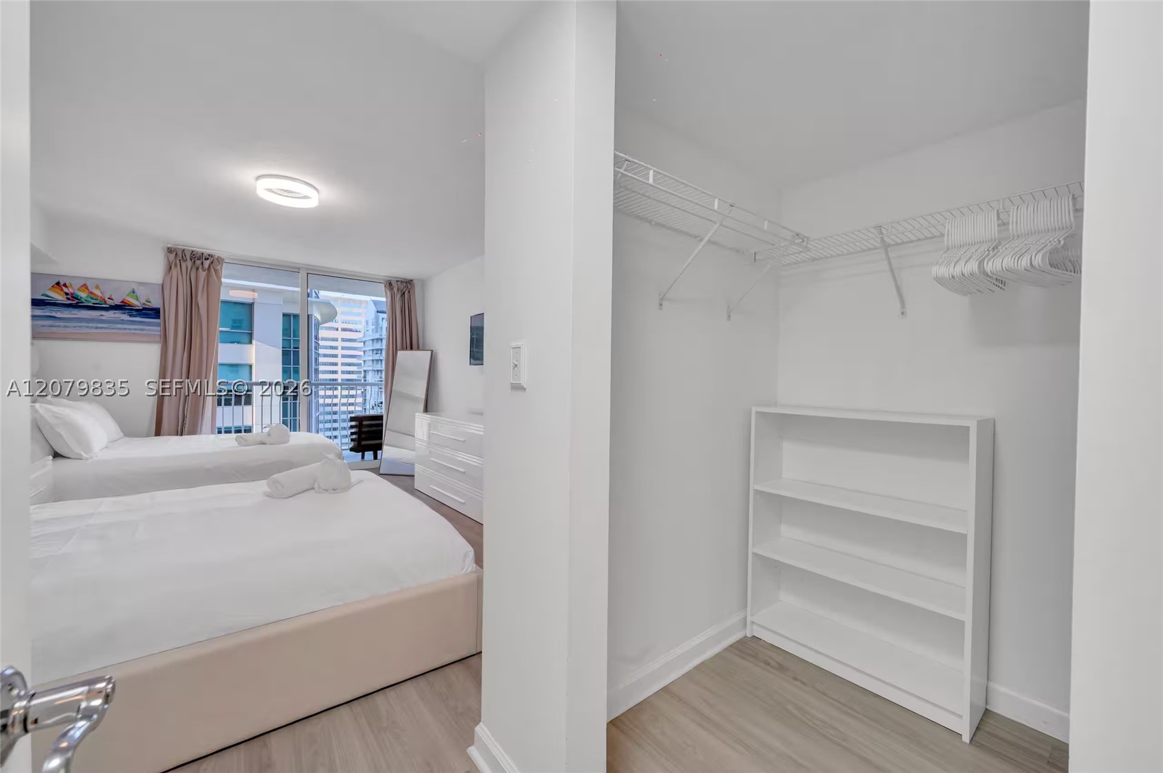 1200 Brickell Bay Dr #2904, Miami FL 33131