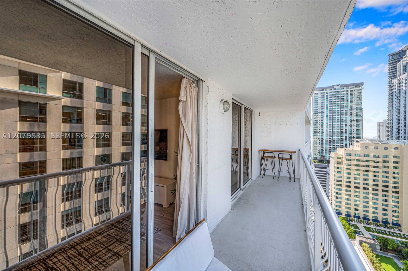 1200 Brickell Bay Dr #2904, Miami FL 33131