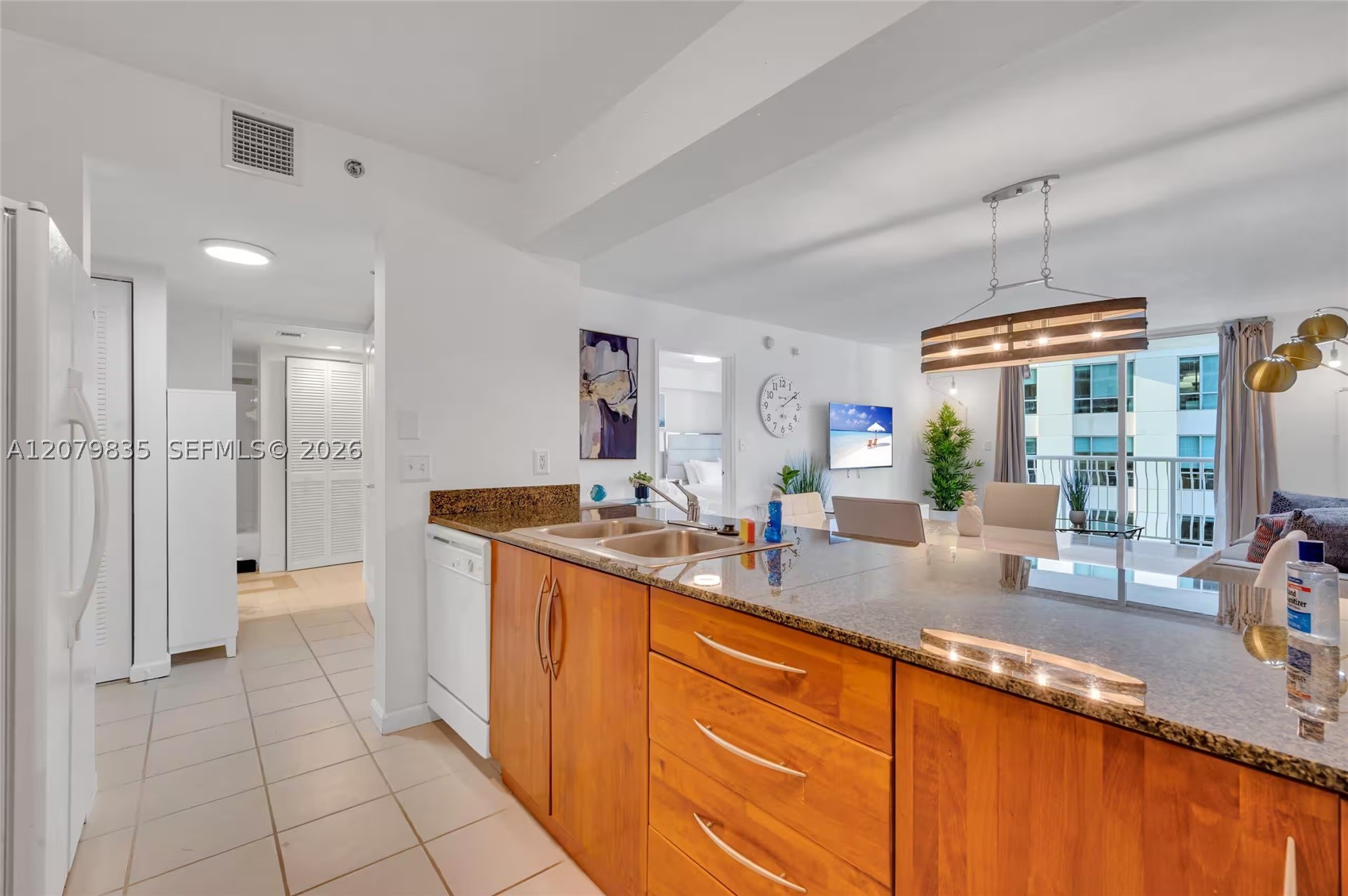 1200 Brickell Bay Dr #2904, Miami FL 33131