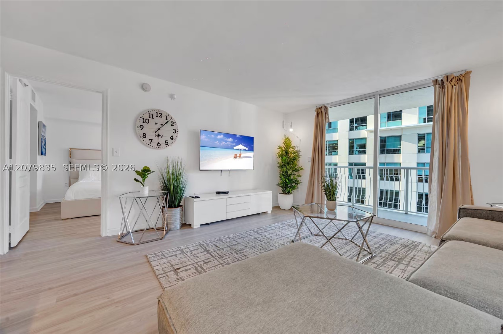 1200 Brickell Bay Dr #2904, Miami FL 33131
