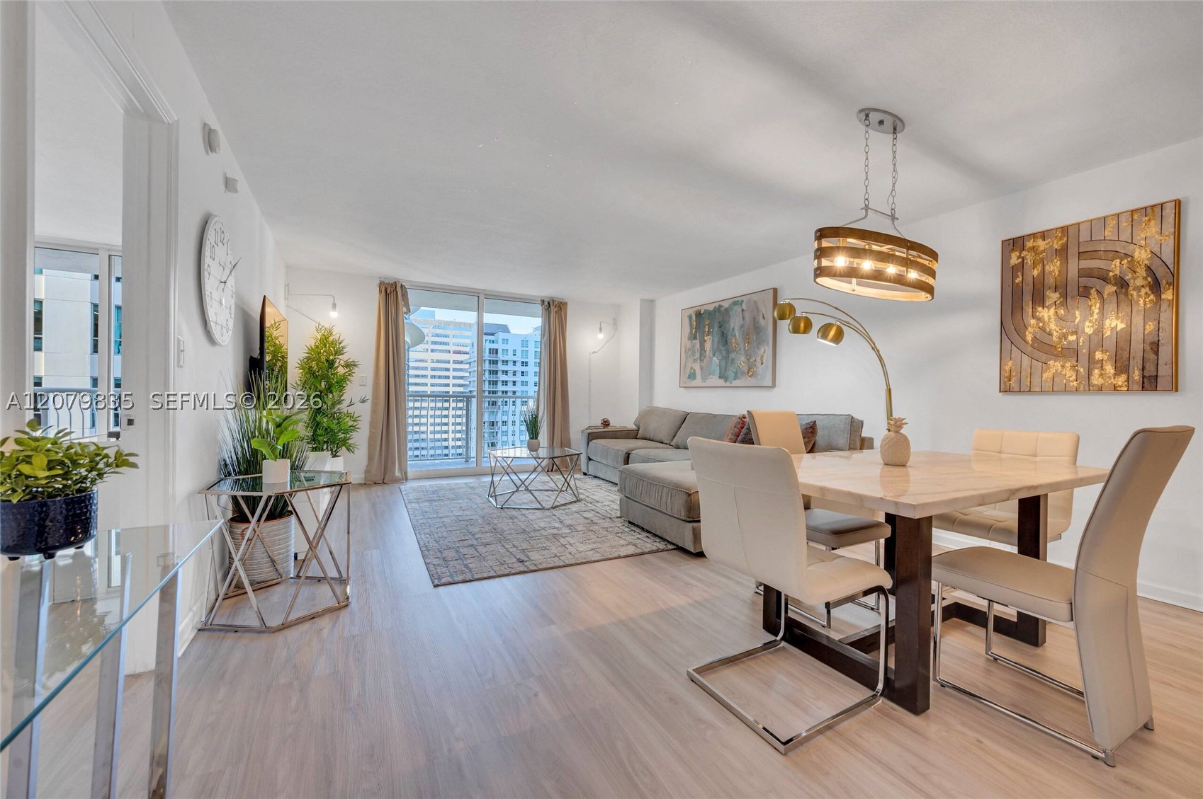 1200 Brickell Bay Dr #2904, Miami FL 33131