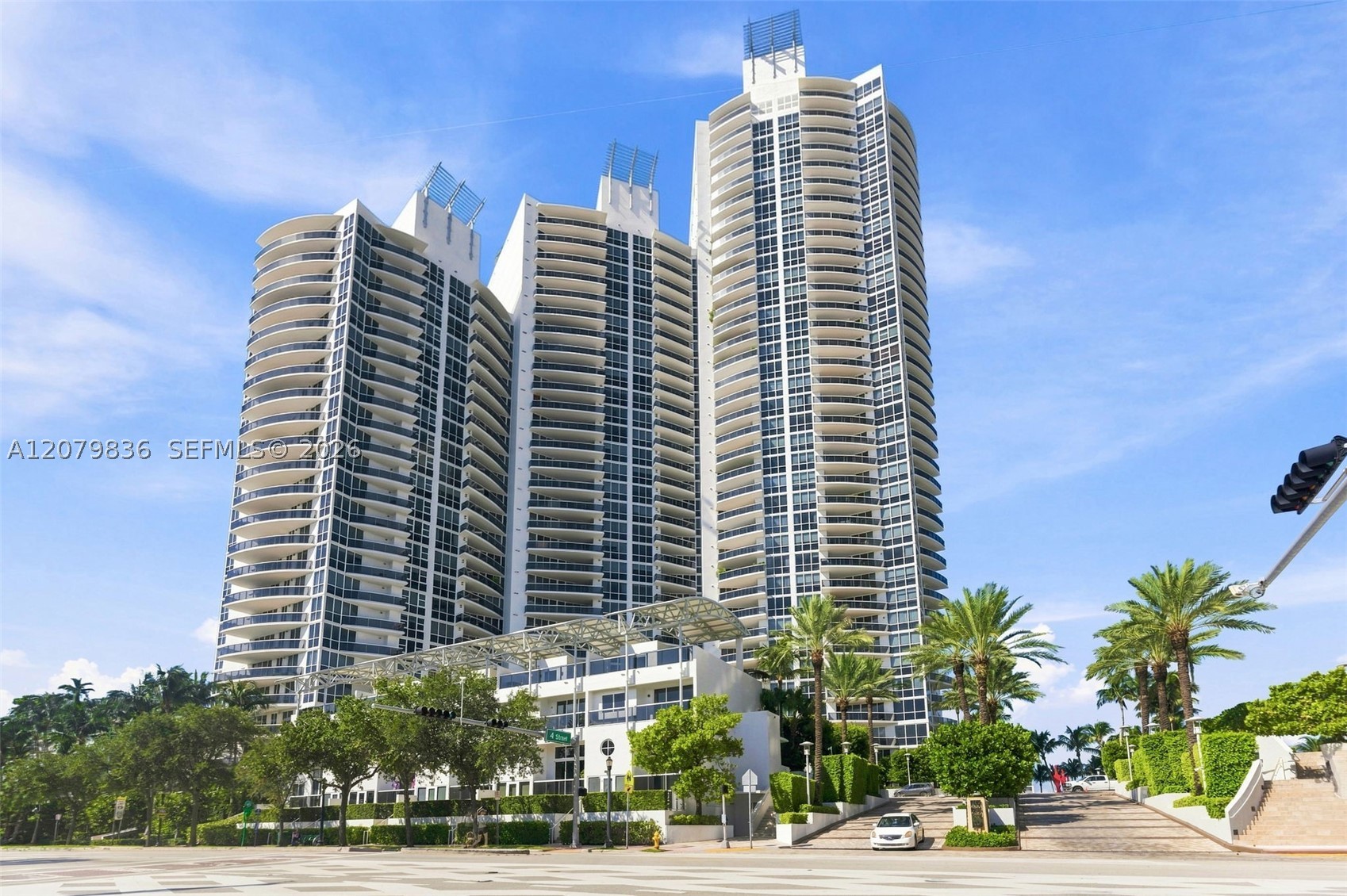 400 Alton Rd #1804, Miami Beach FL 33139