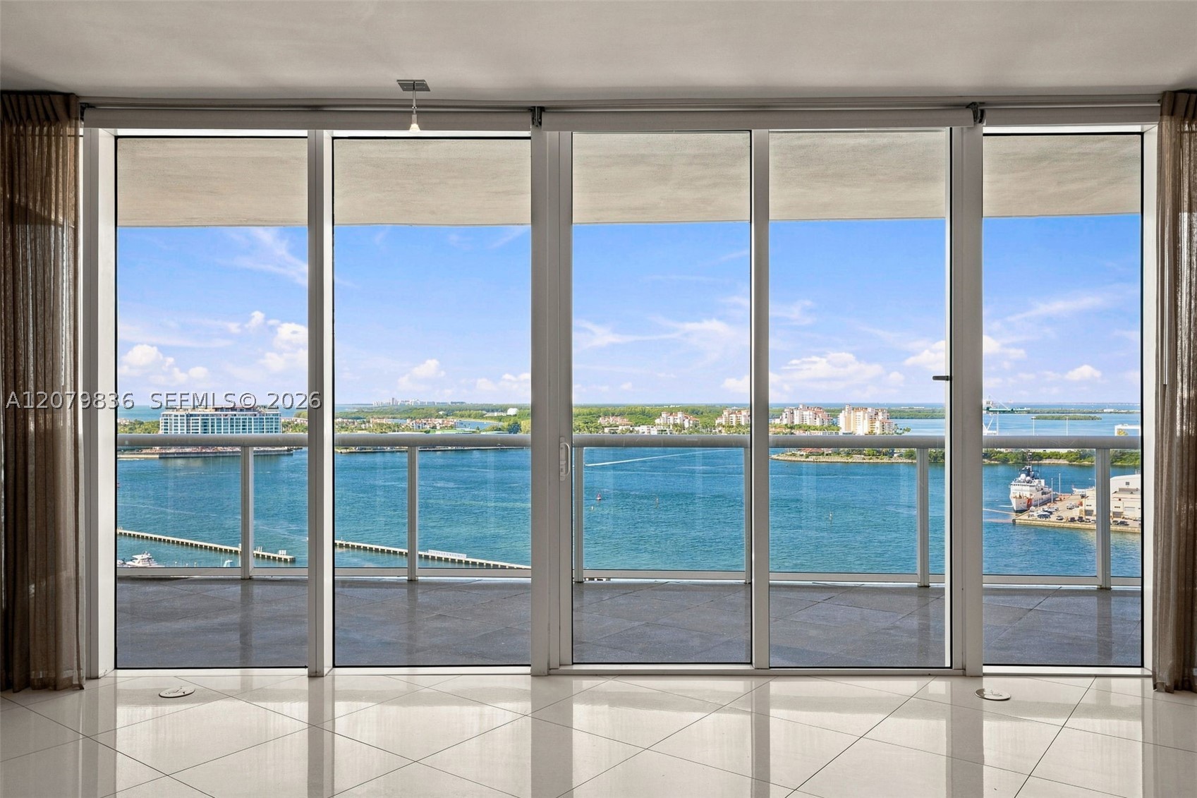 400 Alton Rd #1804, Miami Beach FL 33139