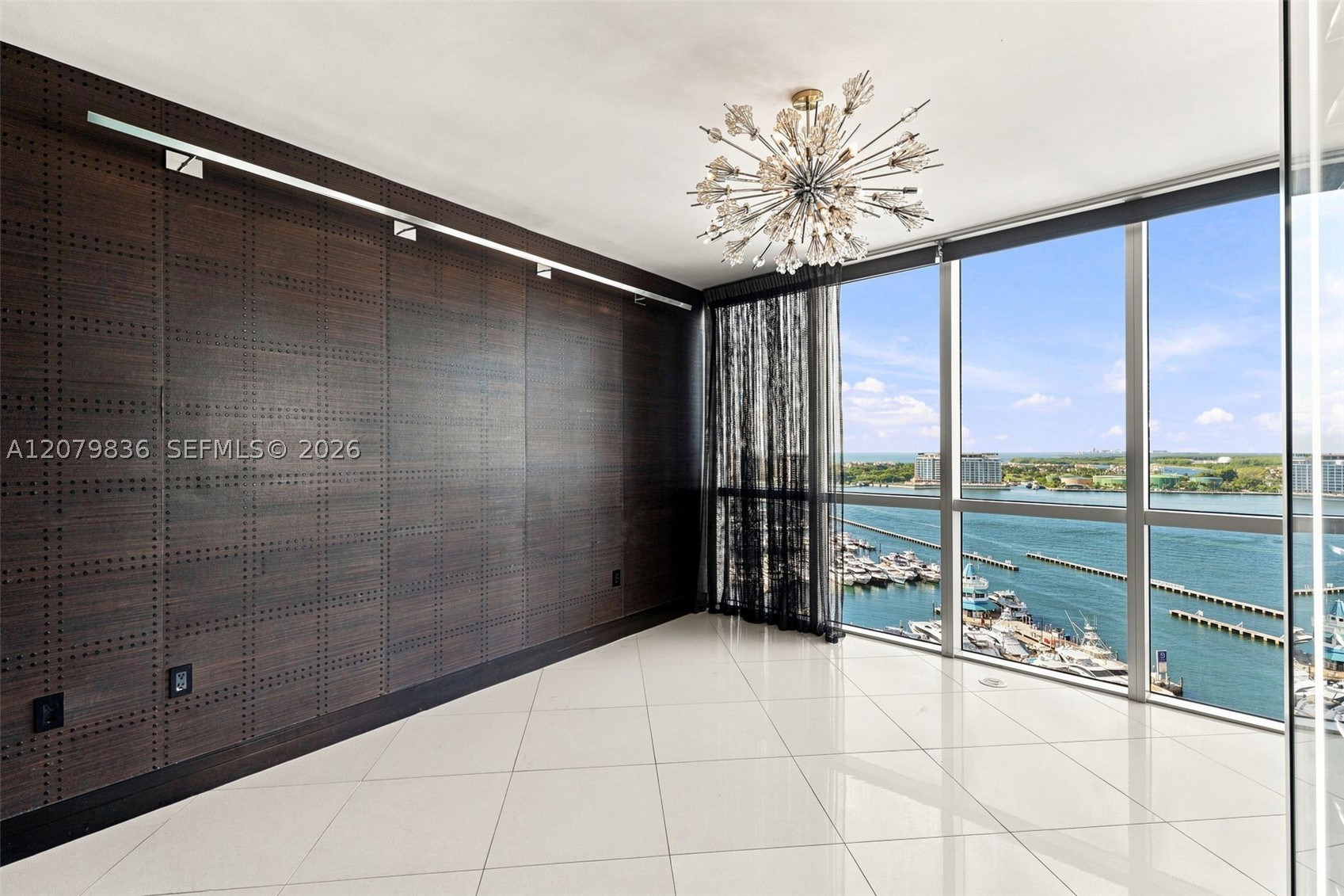 400 Alton Rd #1804, Miami Beach FL 33139