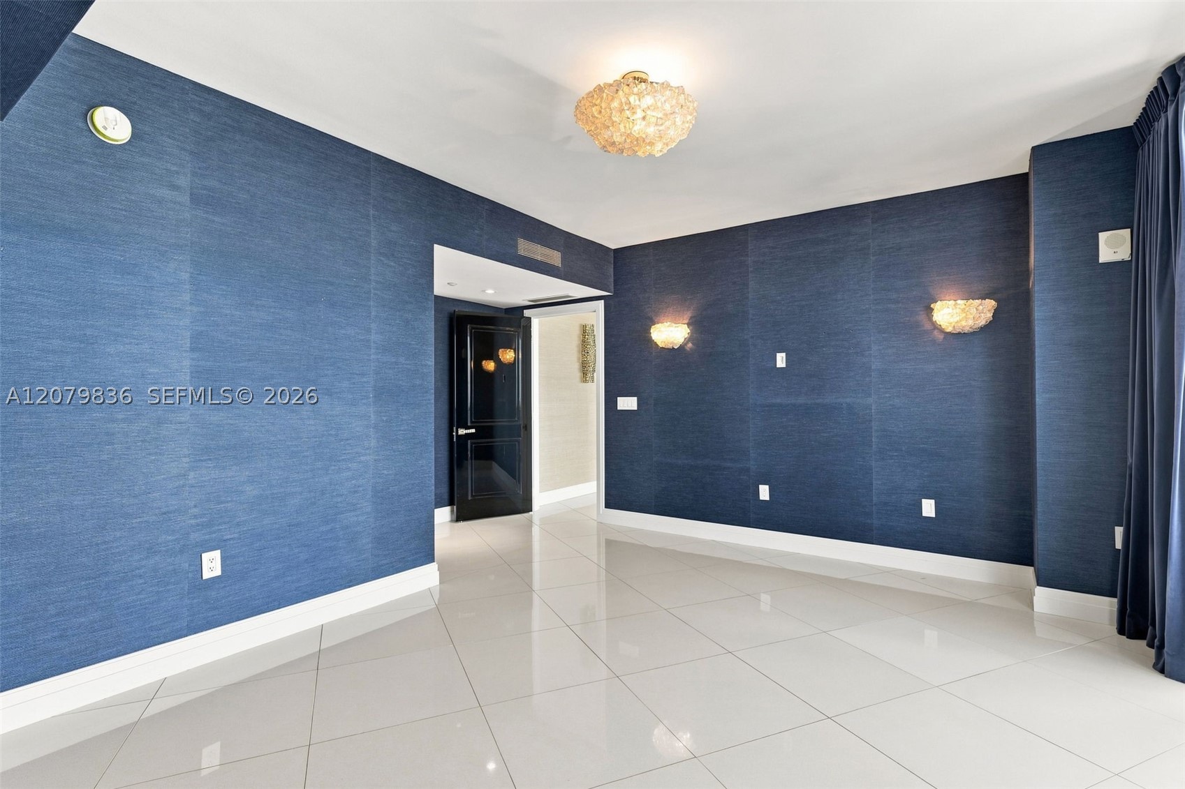 400 Alton Rd #1804, Miami Beach FL 33139