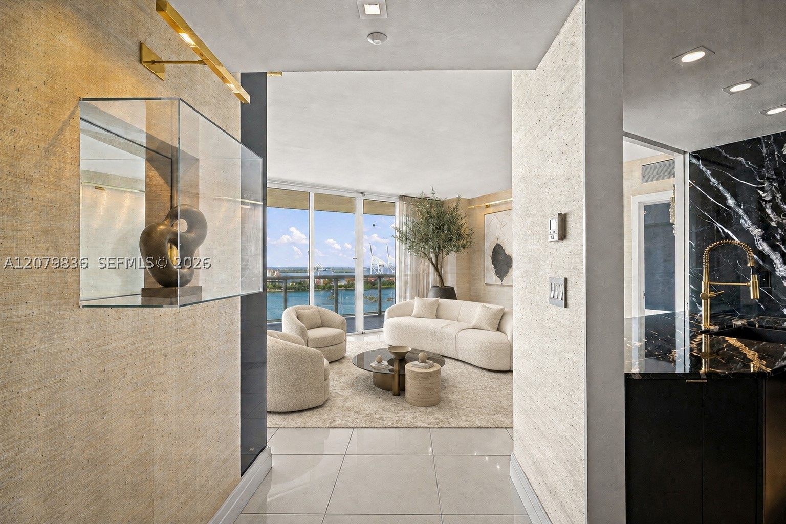 400 Alton Rd #1804, Miami Beach FL 33139