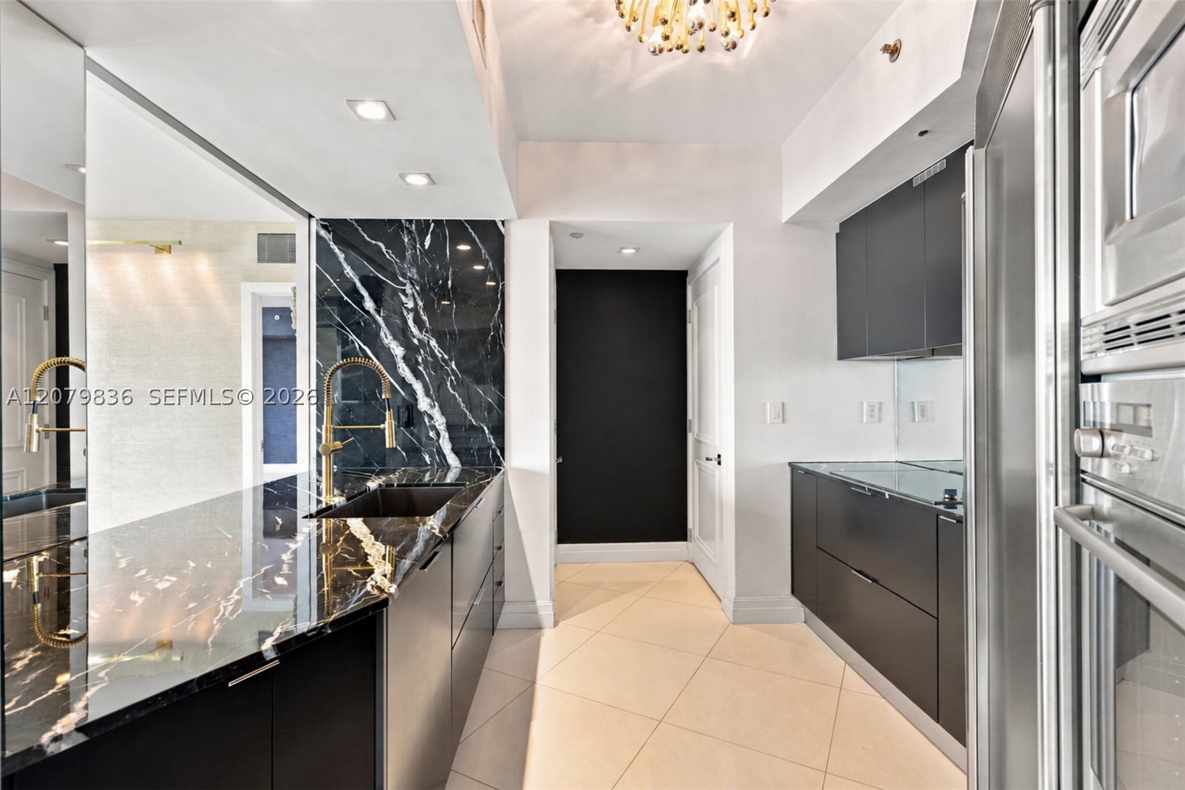 400 Alton Rd #1804, Miami Beach FL 33139