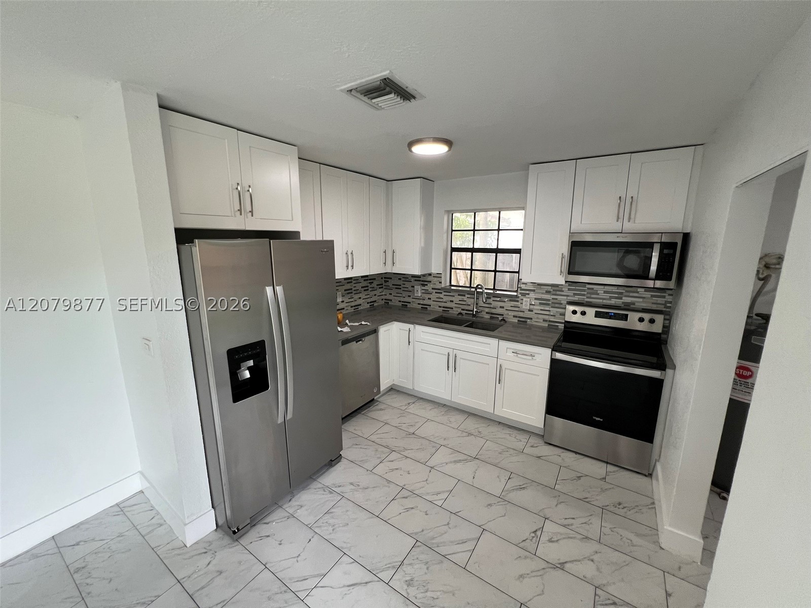 4421 NW 33rd St #0, Lauderdale Lakes FL 33319