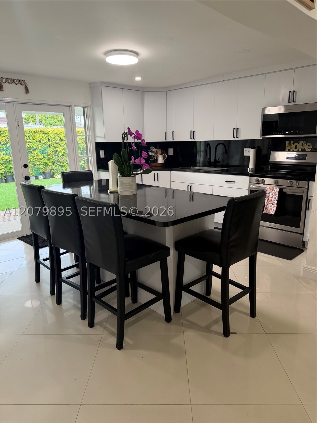 10411 SW sw 51st St, Miami FL 33165
