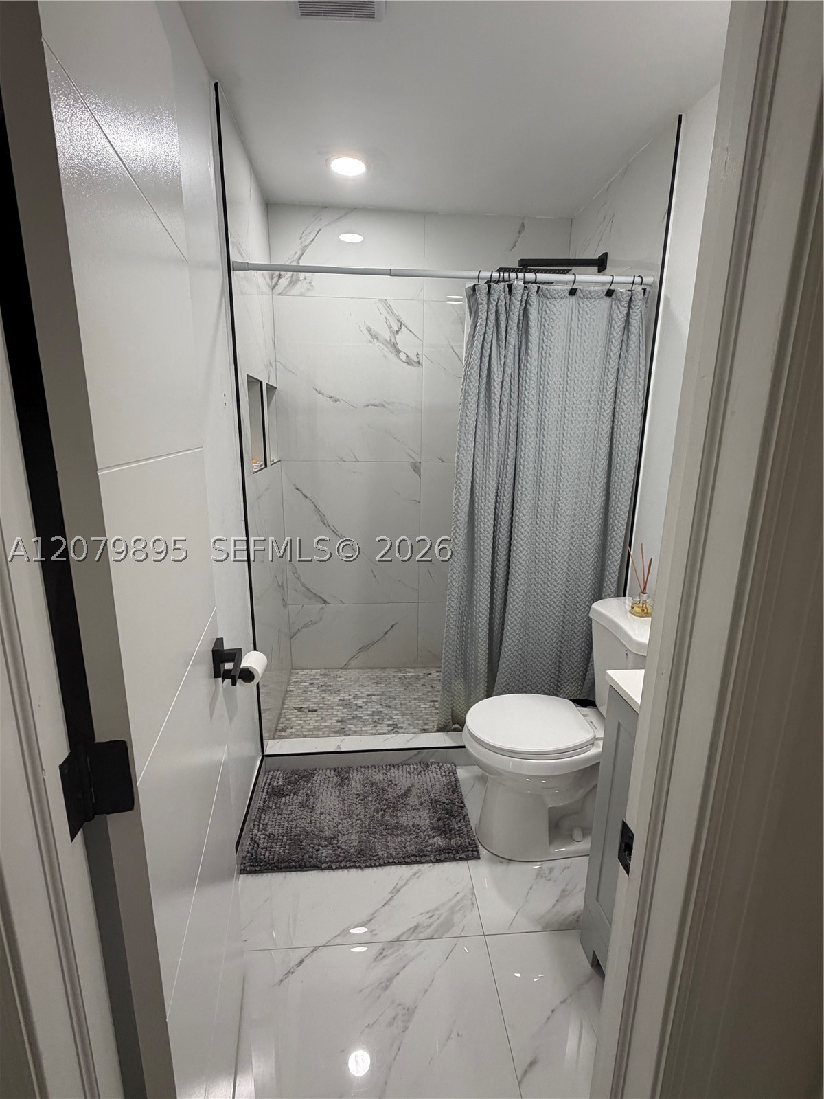 10411 SW sw 51st St, Miami FL 33165