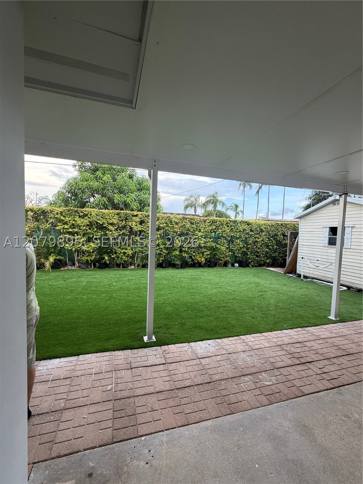10411 SW sw 51st St, Miami FL 33165