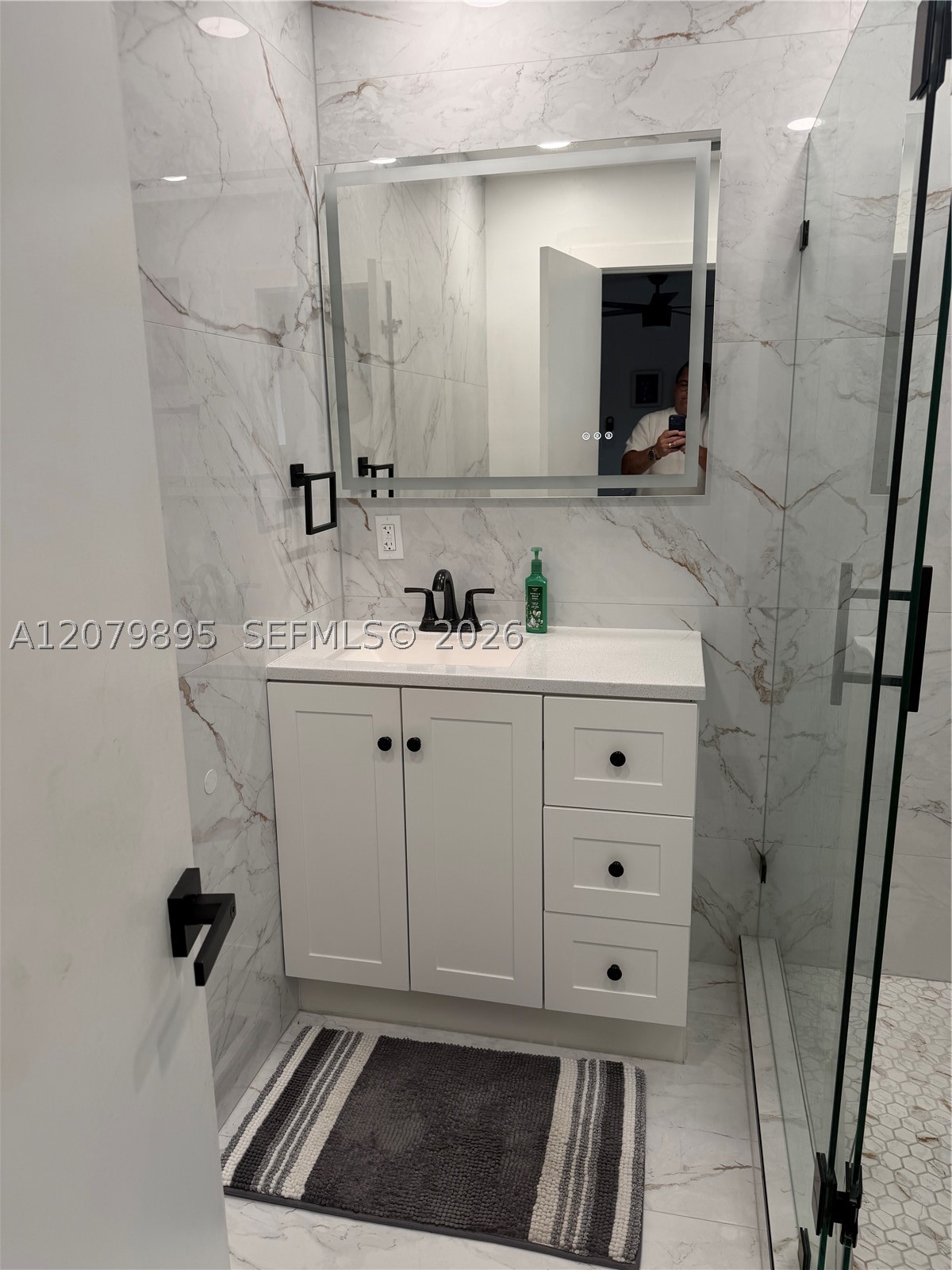 10411 SW sw 51st St, Miami FL 33165