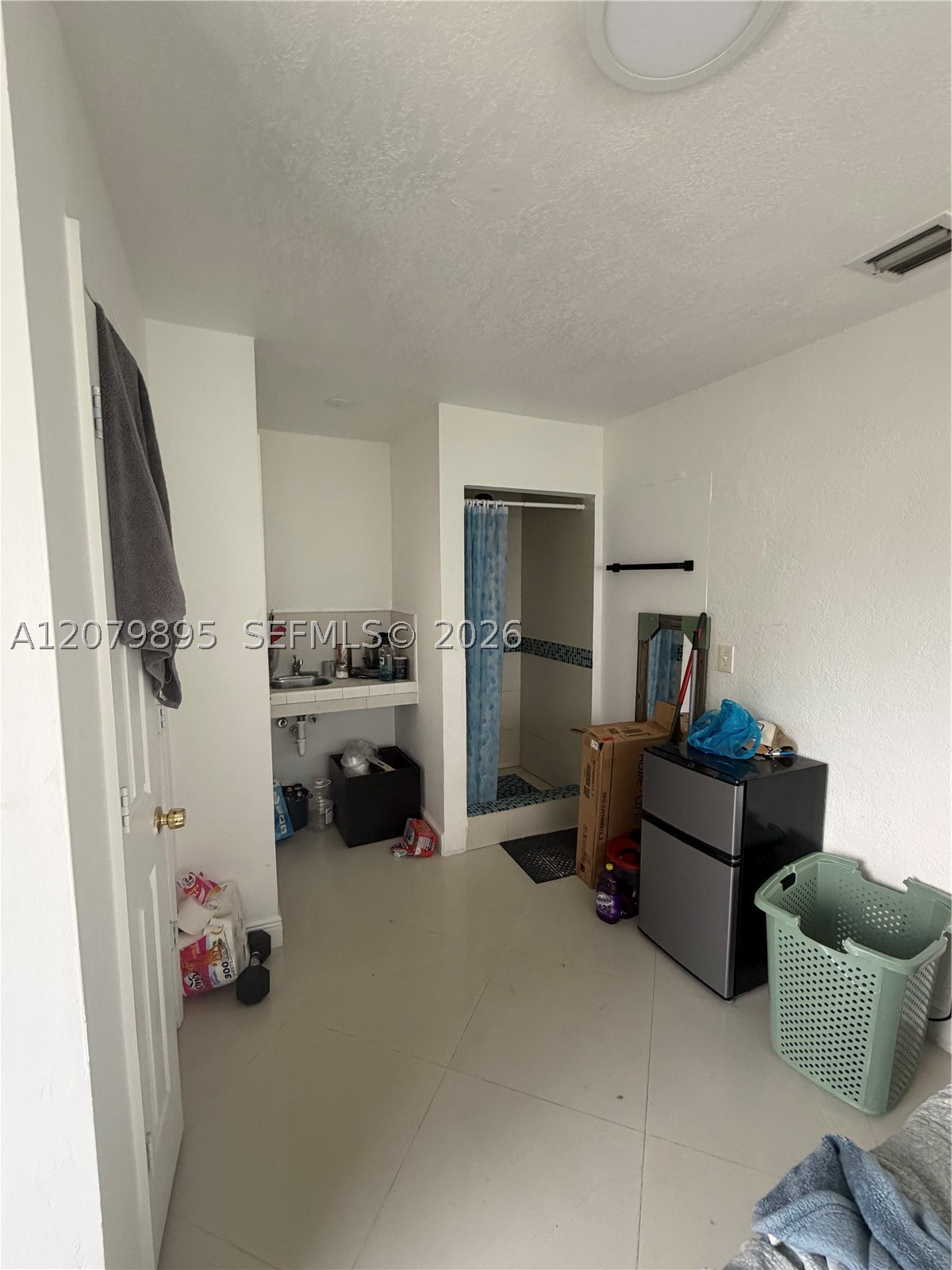 10411 SW sw 51st St, Miami FL 33165