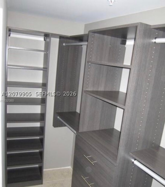 2000 Bay Dr #208, Miami Beach FL 33141