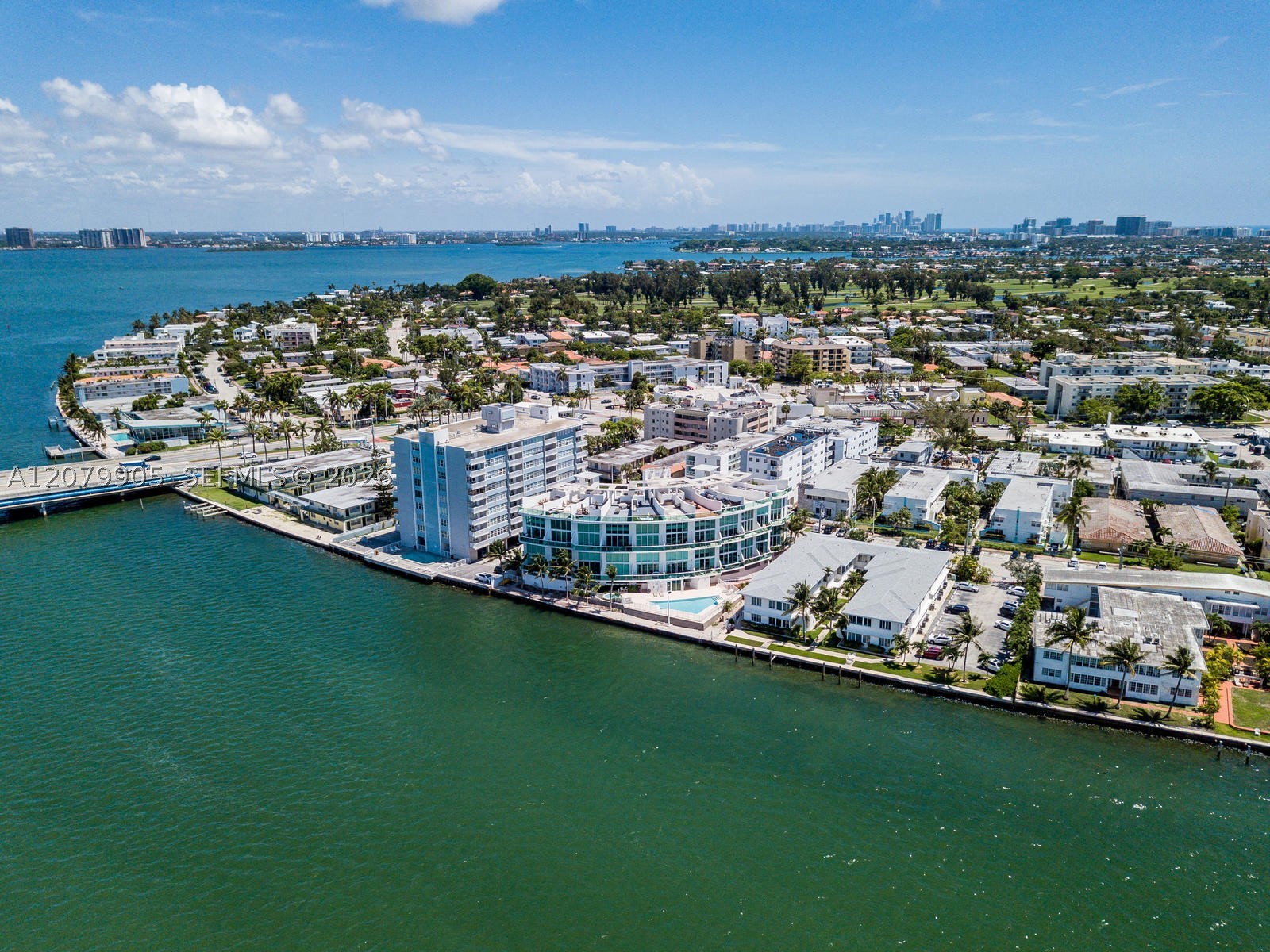 2000 Bay Dr #208, Miami Beach FL 33141