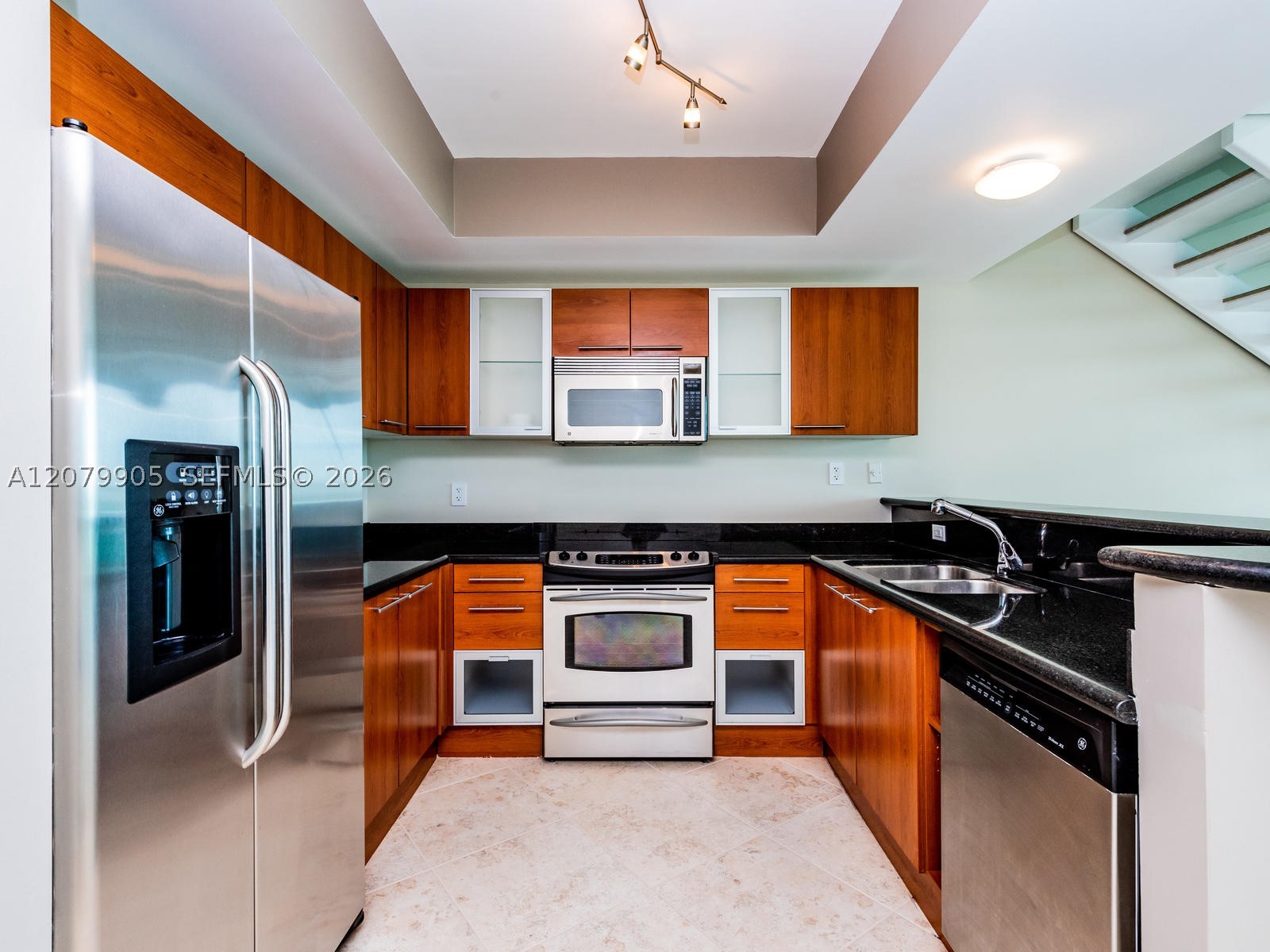 2000 Bay Dr #208, Miami Beach FL 33141