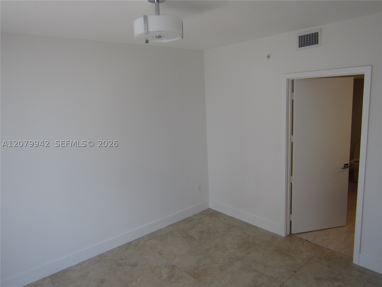 488 NE 18th St #3404, Miami FL 33132