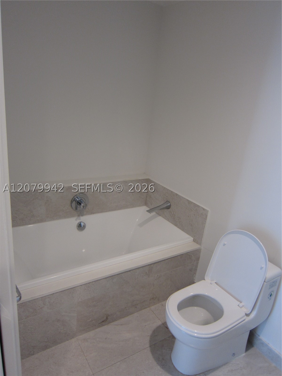 488 NE 18th St #3404, Miami FL 33132