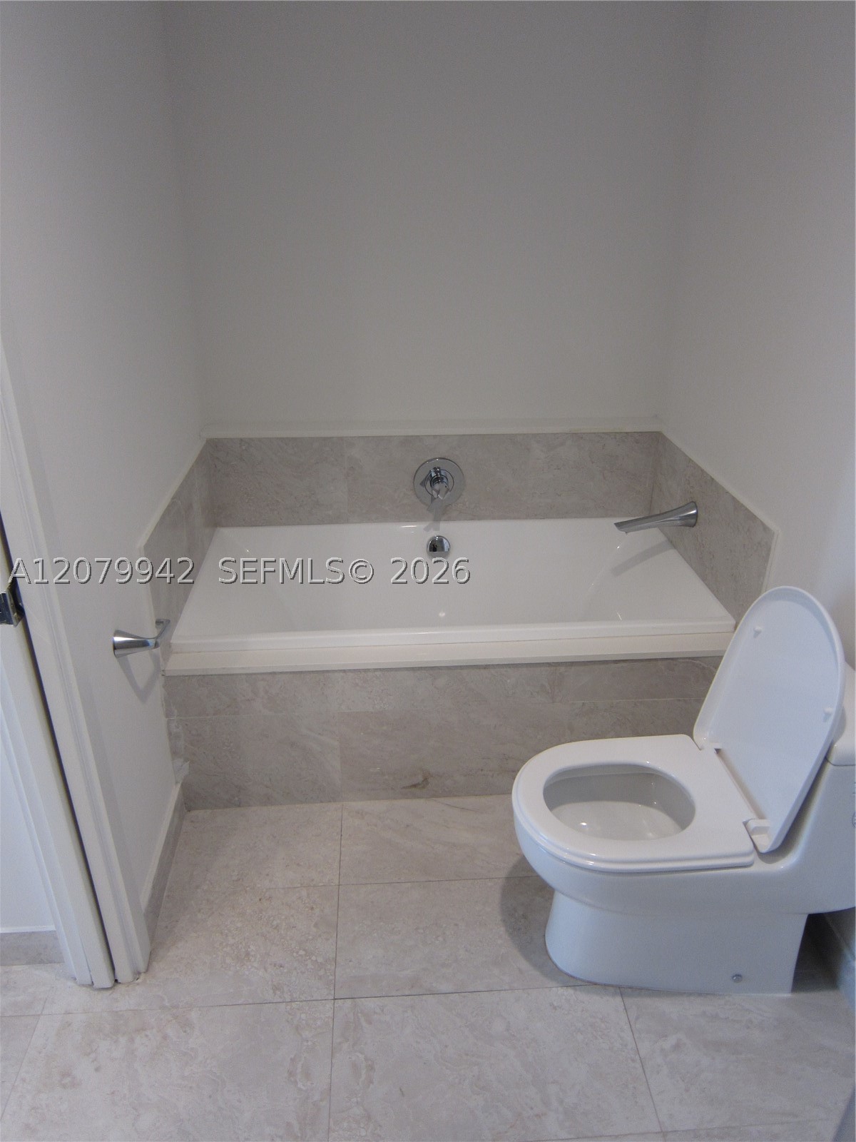 488 NE 18th St #3404, Miami FL 33132